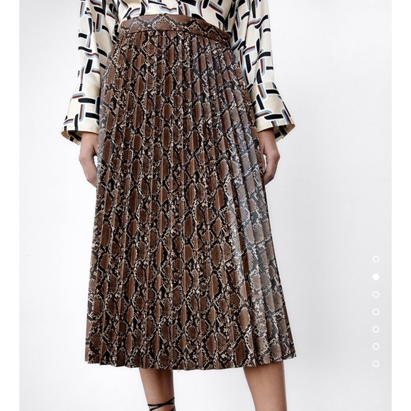 Zara Dresses & Skirts - ZARA Faux leather skirt snakeskin, Size Small